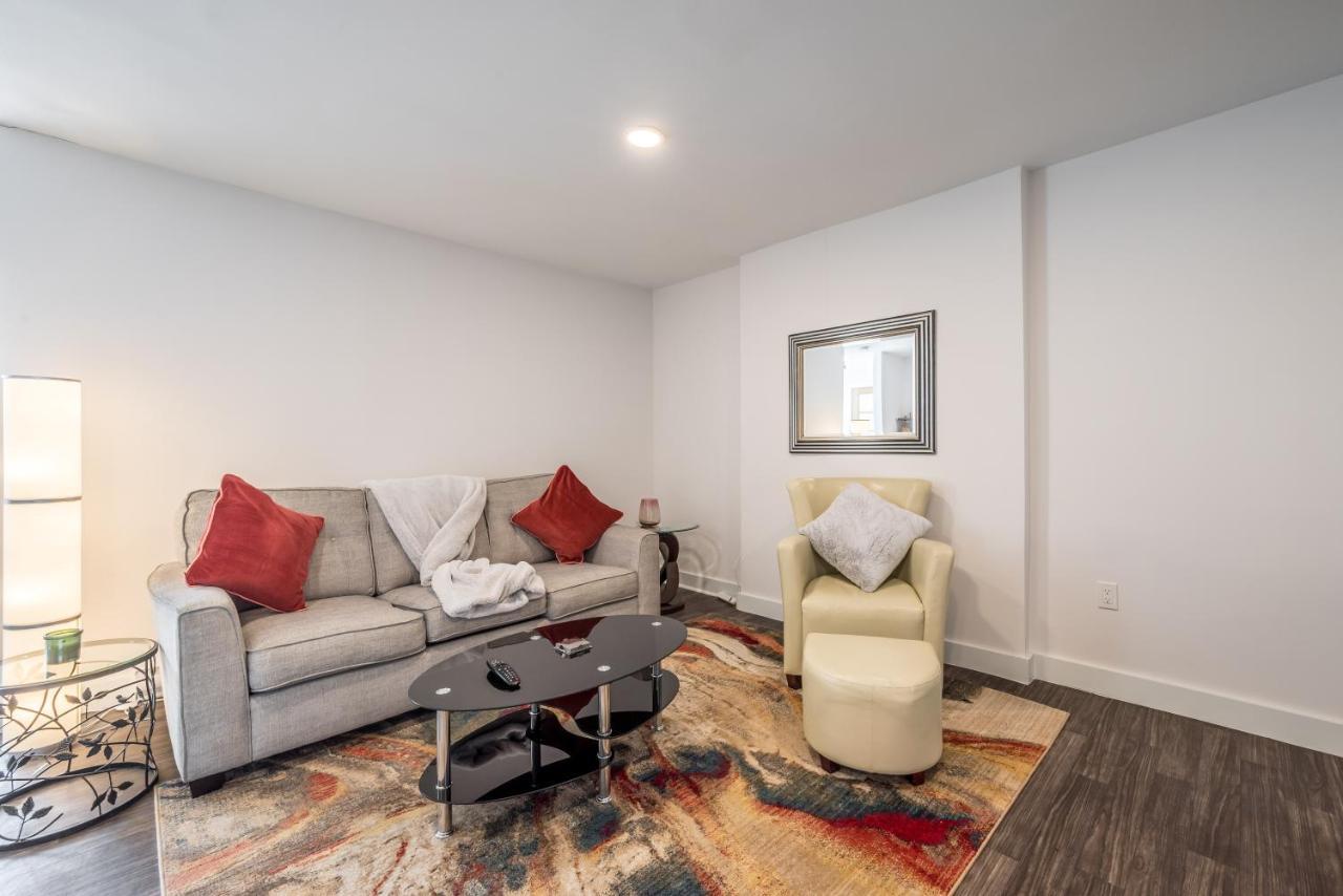 Modern Contemporary 2 Bedroom Suite Halifax Exterior foto